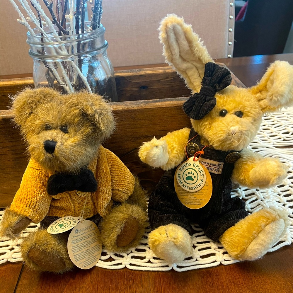 Boyd’s Bear Matthew & Emily Babbitt